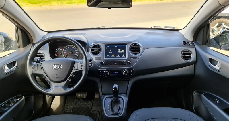 Hyundai i10 cena 51900 przebieg: 68622, rok produkcji 2018 z Trzebinia małe 562